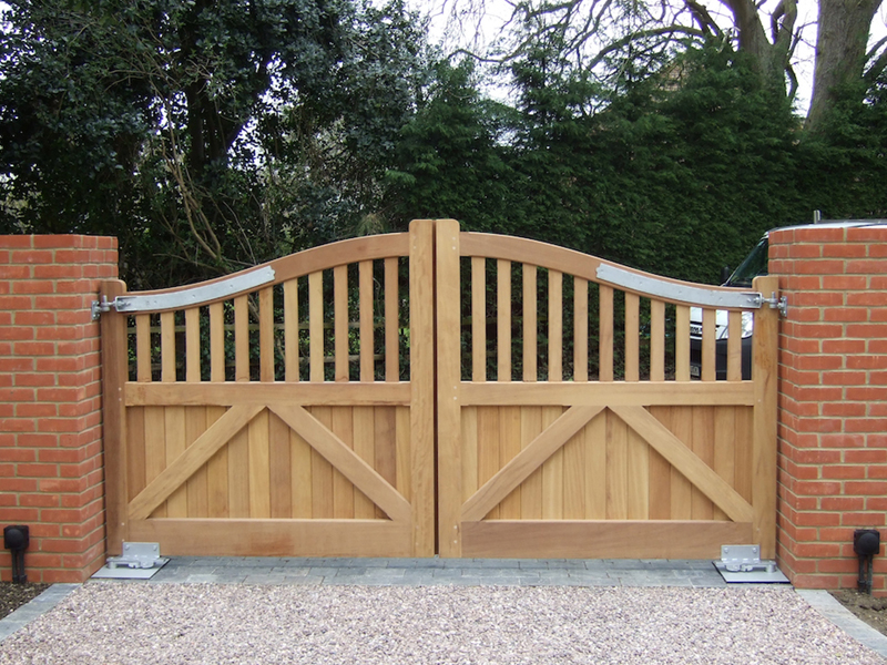 Newmarket Gate 2
